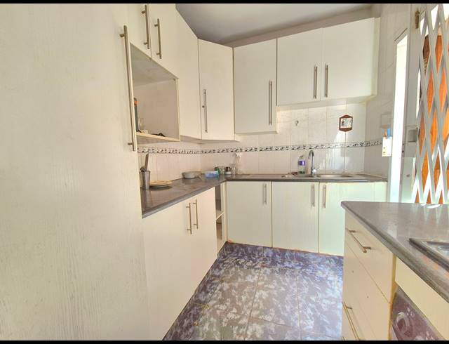 2 BEDROOM APARTMENT FOR SALE IN DALVIEW